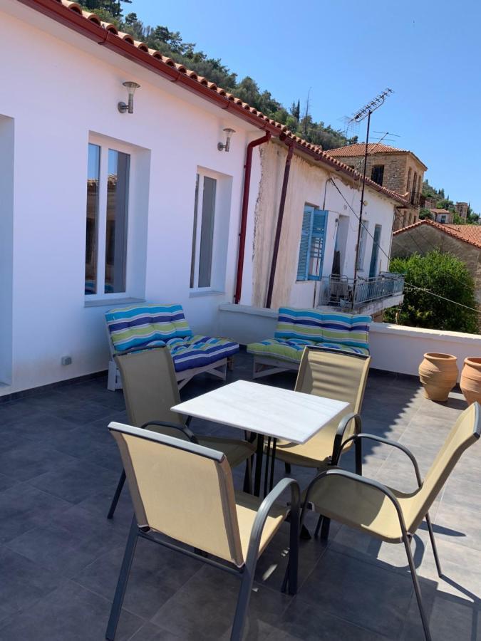 Casa Laryssiou Villa Gythio Exterior photo